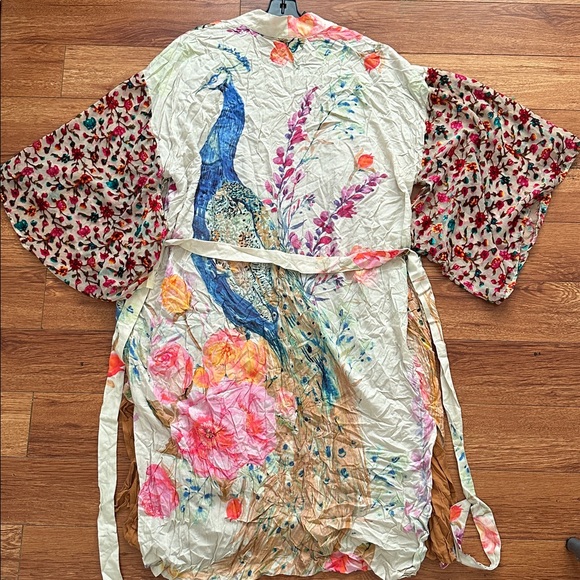 PEACOCK KIMONO - Picture 5 of 16